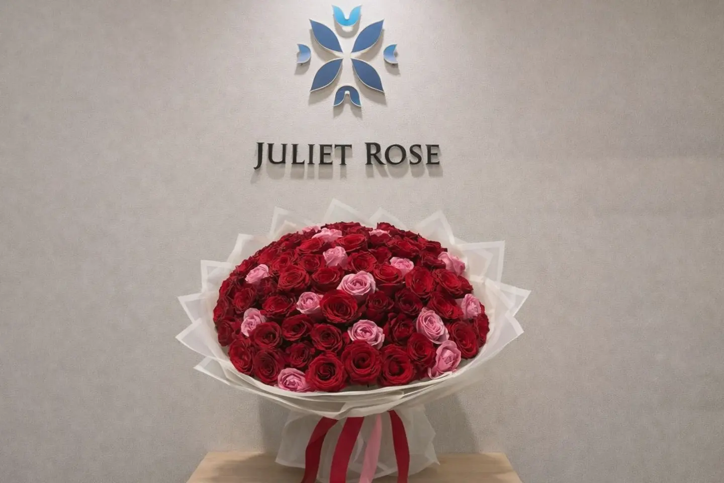 Hand Bouquet Of 100 Roses