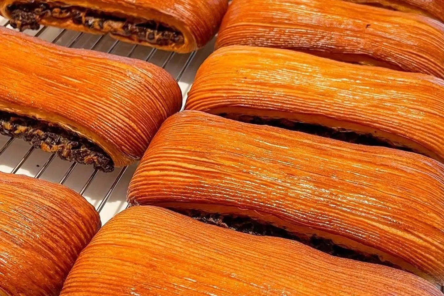 Ban Swiss Custard With Chocolate