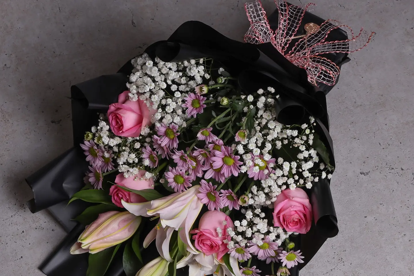 Natural Keukenhof Rose Bouquet43