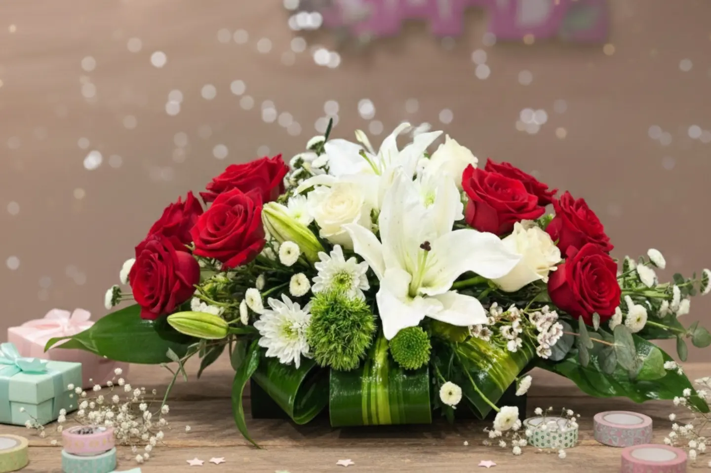 بوكيه السنة الجديدة لمسة من الأناقة لزينة طاولتك