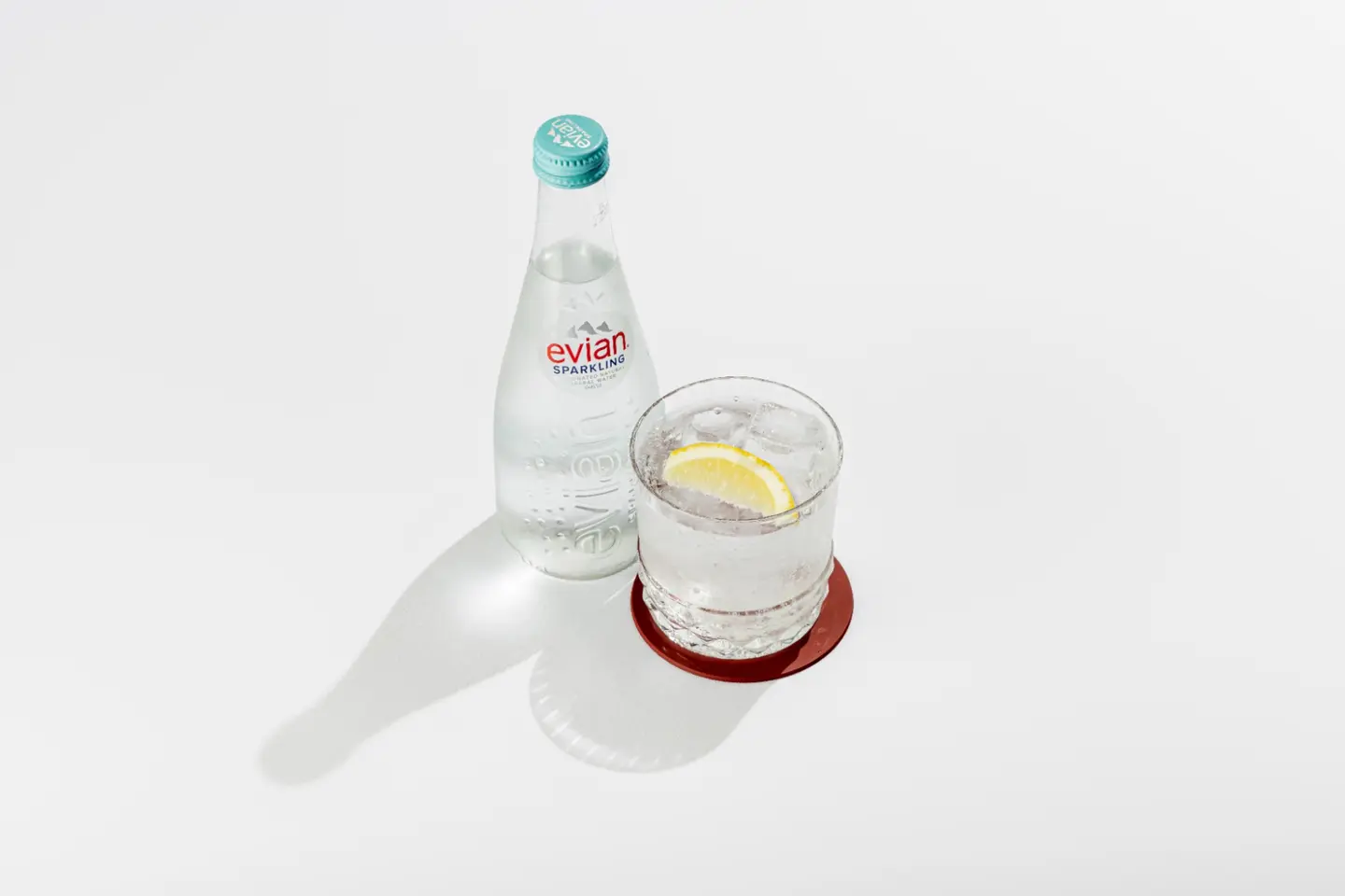 مياه ايفيان الغازية الصغيرة