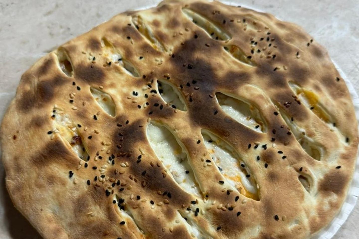 فطيرة شاورما بالعجين