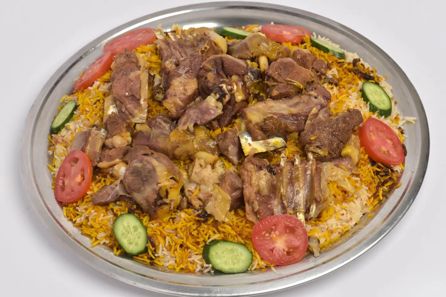 سفرة لحم خمسة نفر
