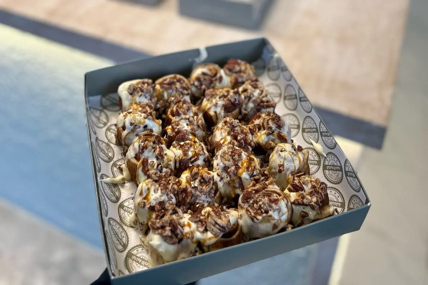 20 Pieces Of Cinnamon Rolls