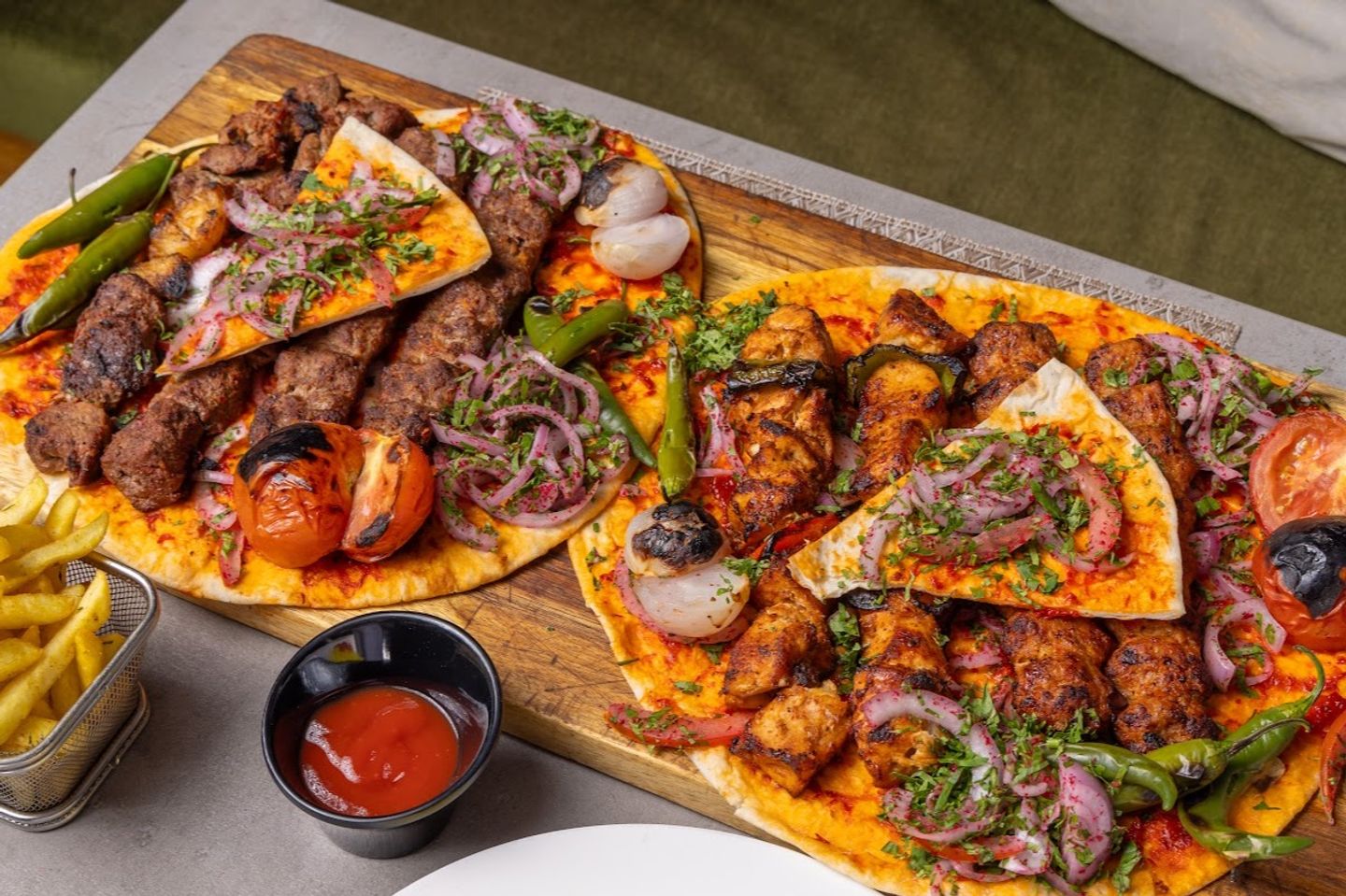 Mixed Grill (3 Person)