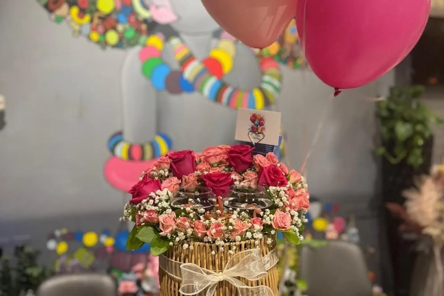 Elegant Gift Of Pink Roses And Double Fighter Fish