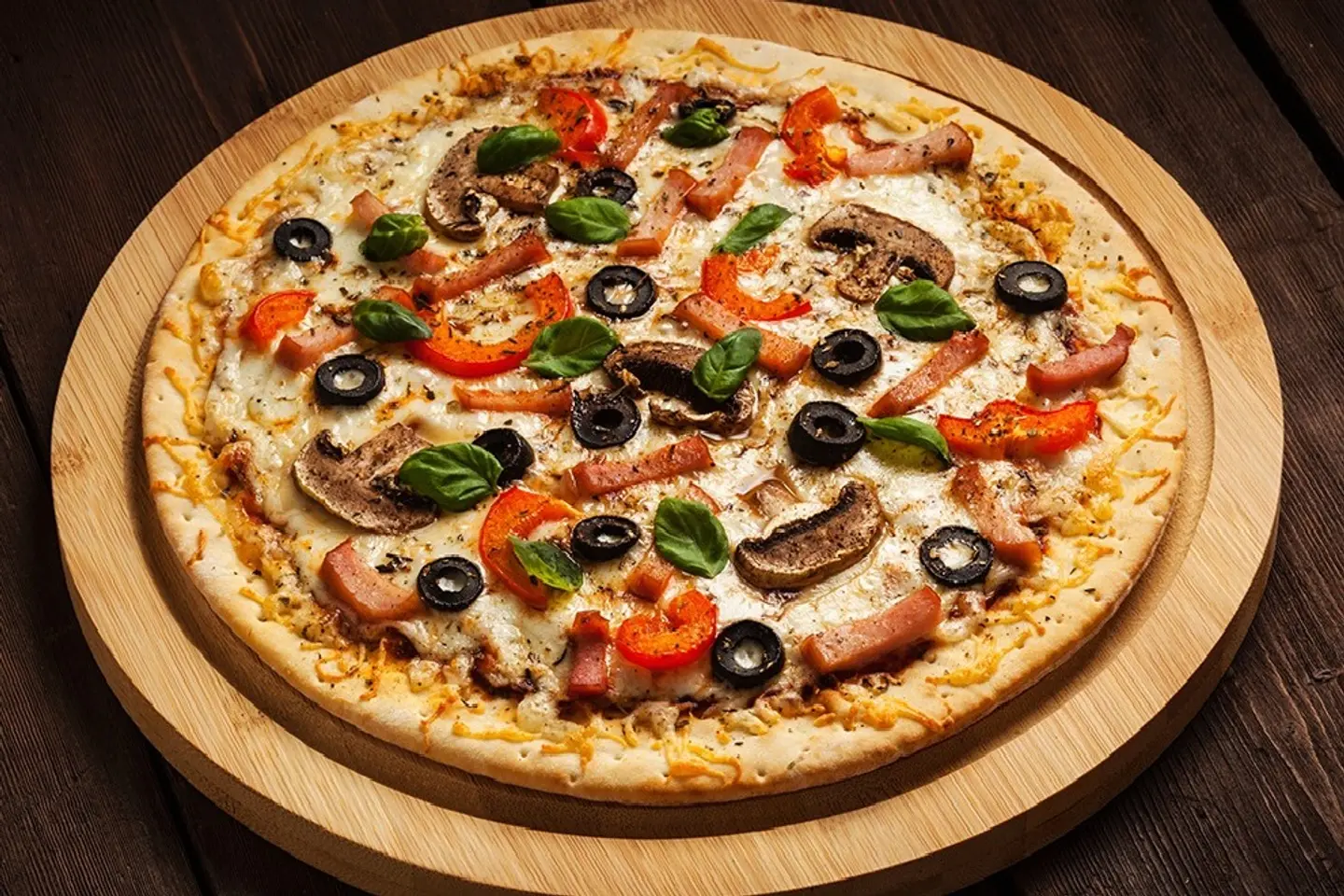 بيتزا خضار مع الفطر