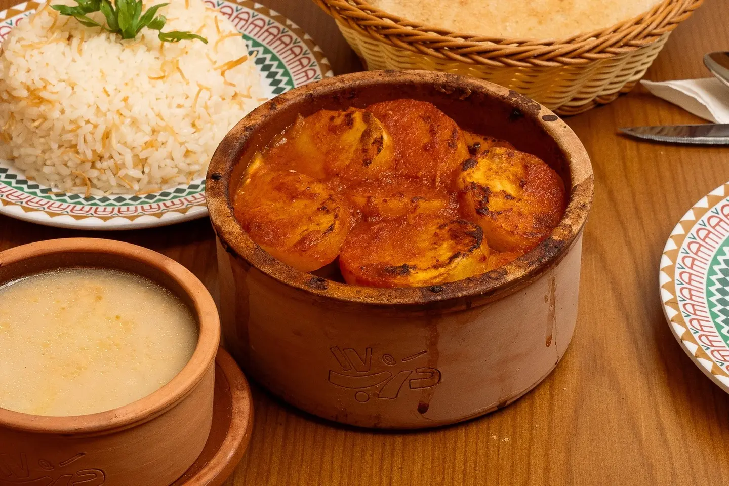 طاجن بطاطس باللحمه