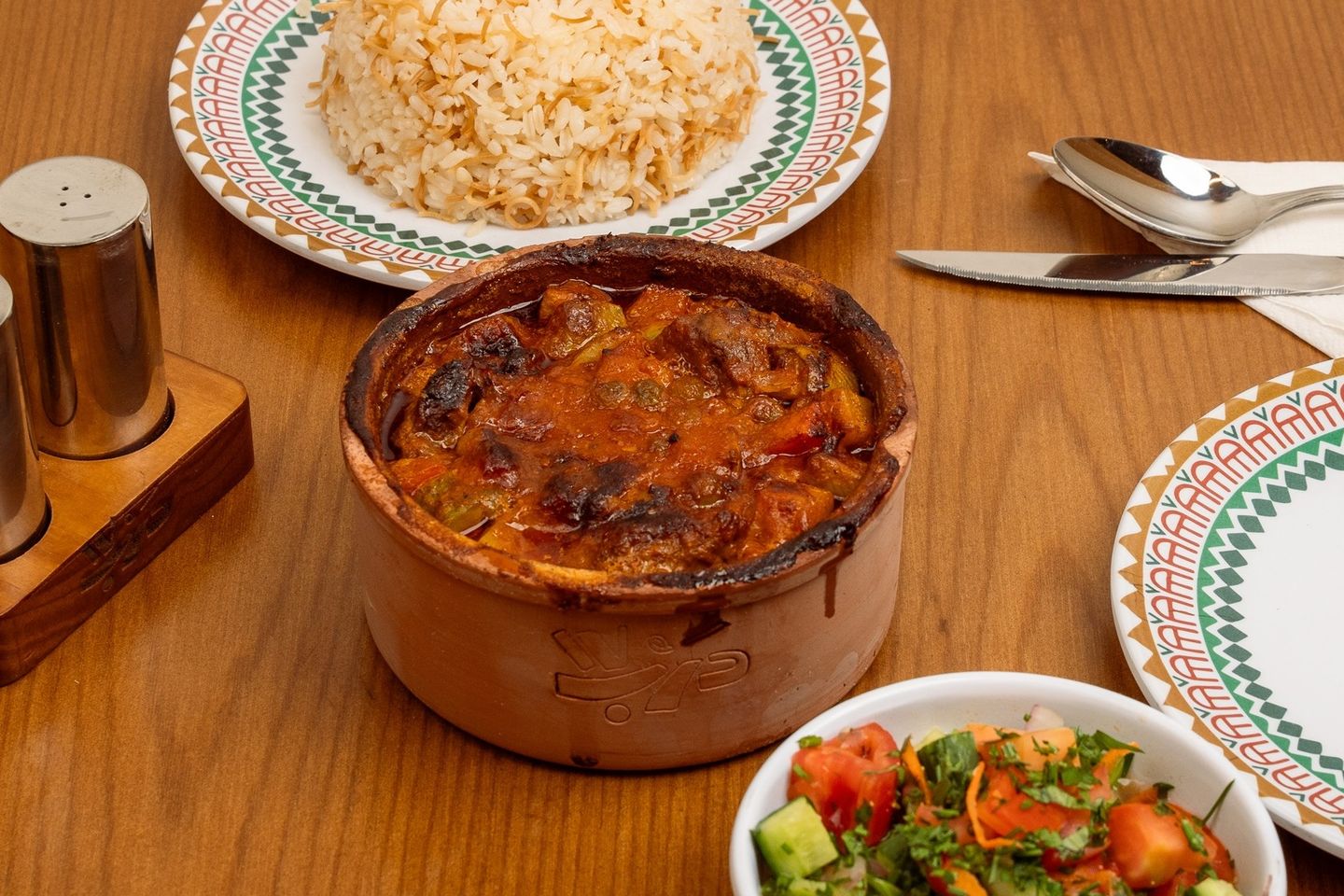 Pasla And Carrots Tagine With Beef