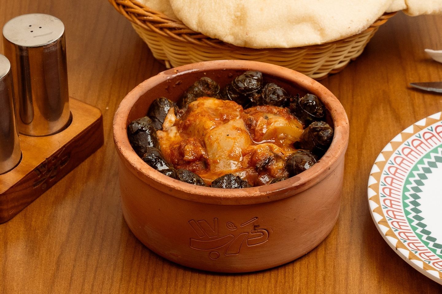 Grape Leaves Tagine With Trotters