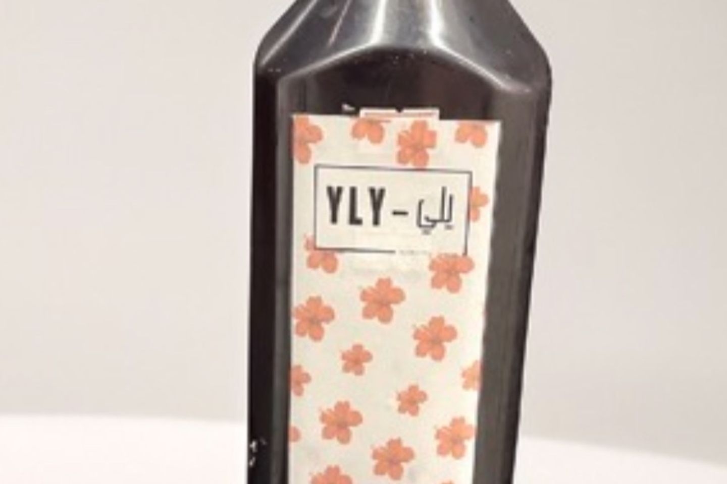 Moms Hibiscus Bottle