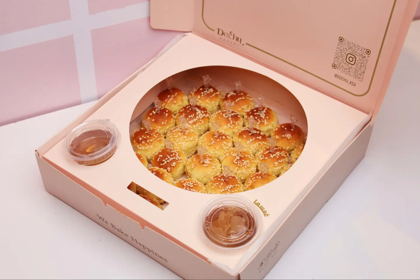 Classic Honeycomb With Honey