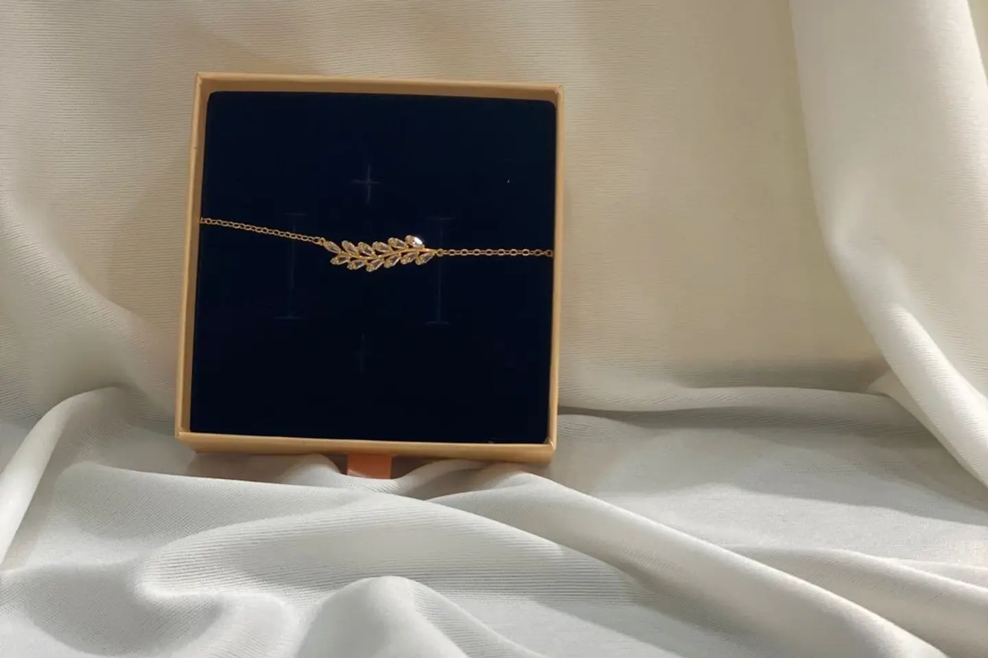 اسورة الريشه