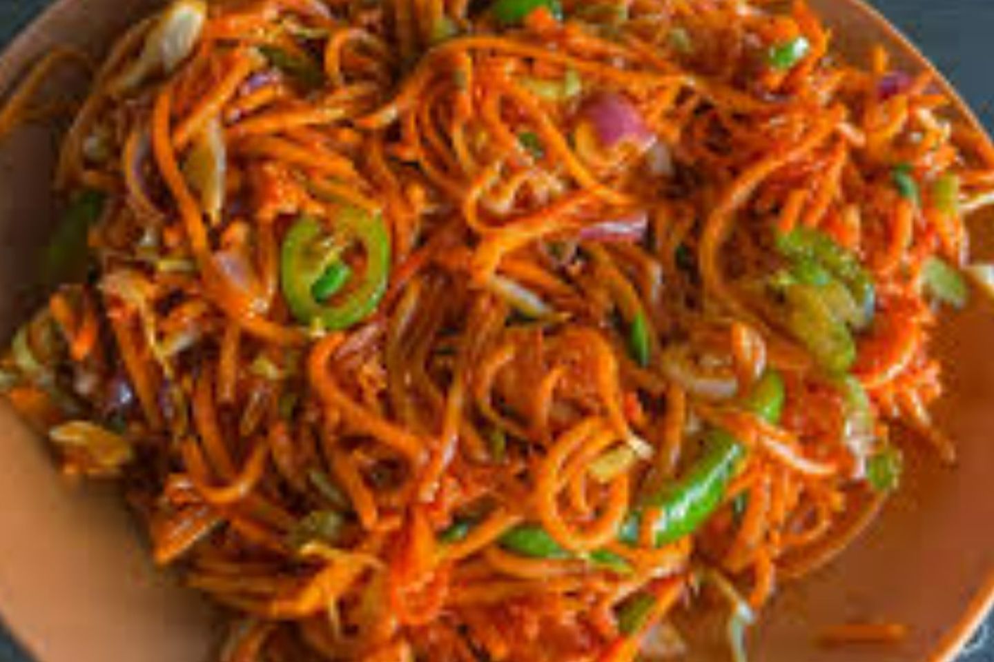 Schezwan Chicken Noodles