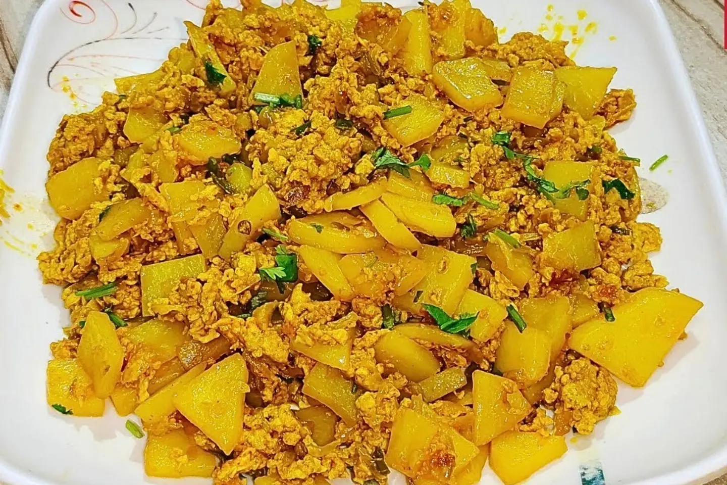 بصلة بيضة بطاطس