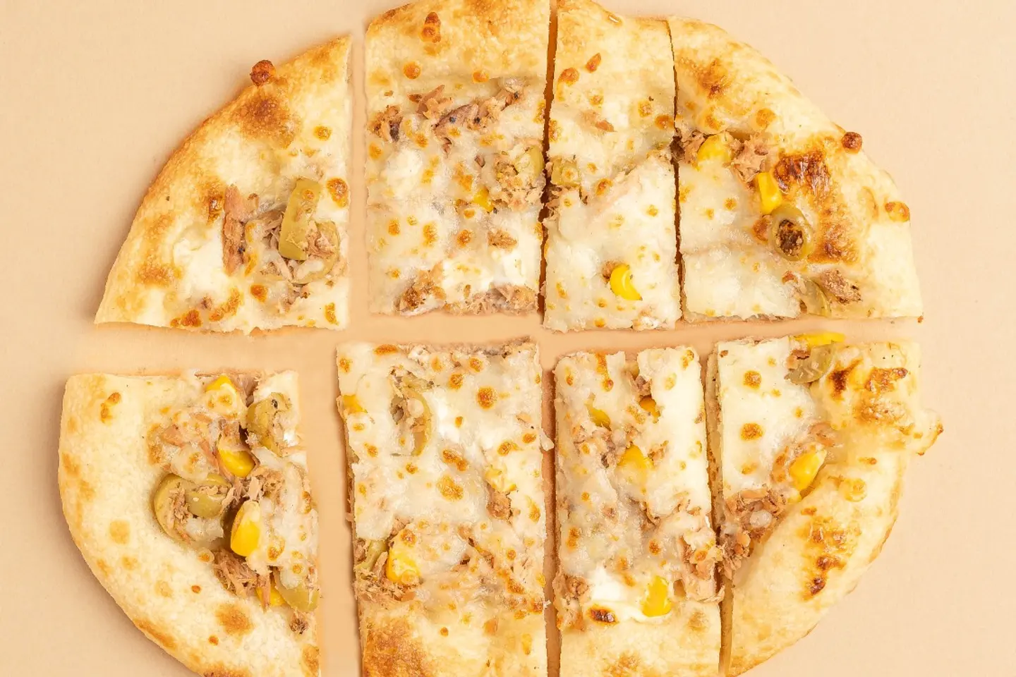 فطيرة تونة بالجبن