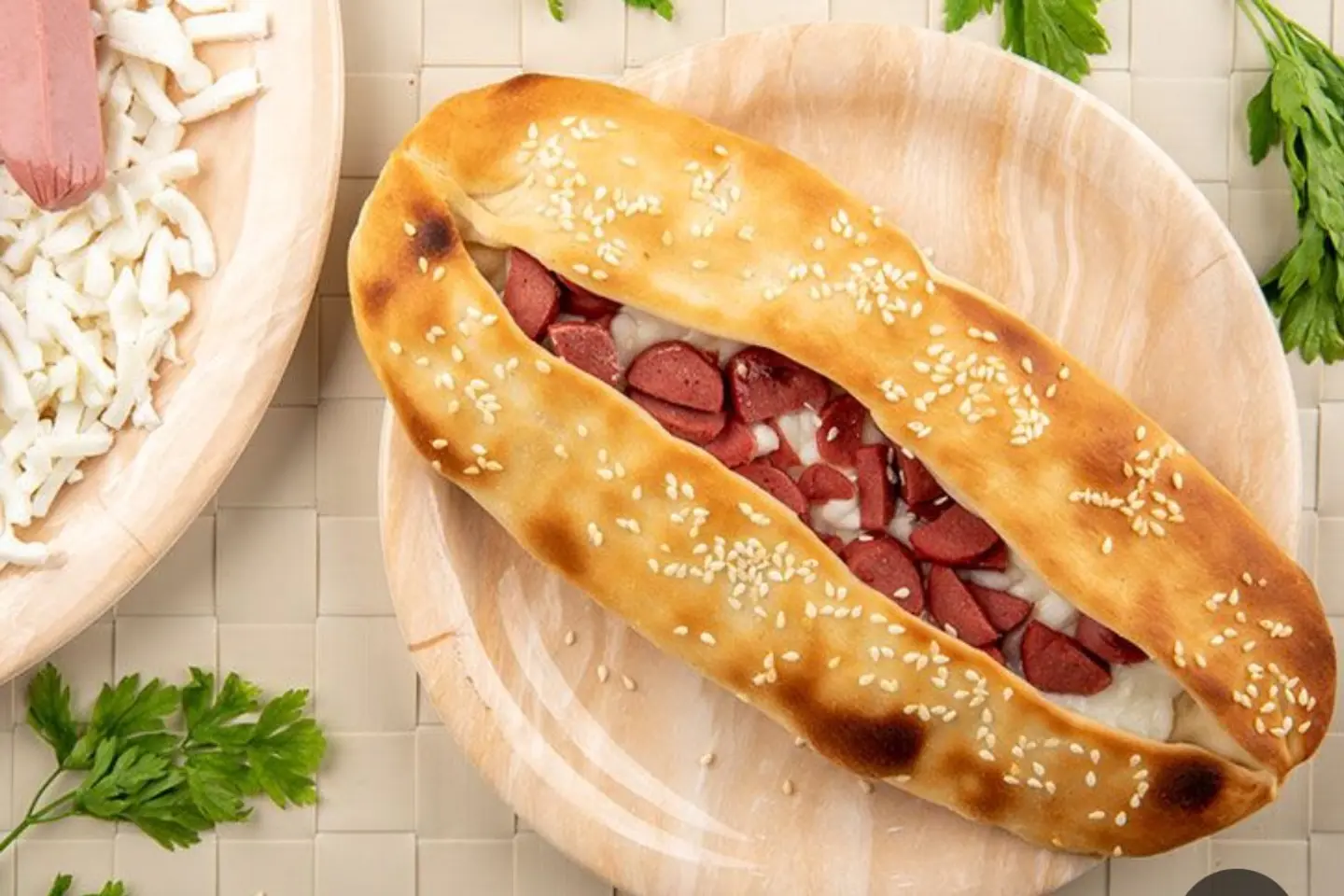 نقانق موزريلا