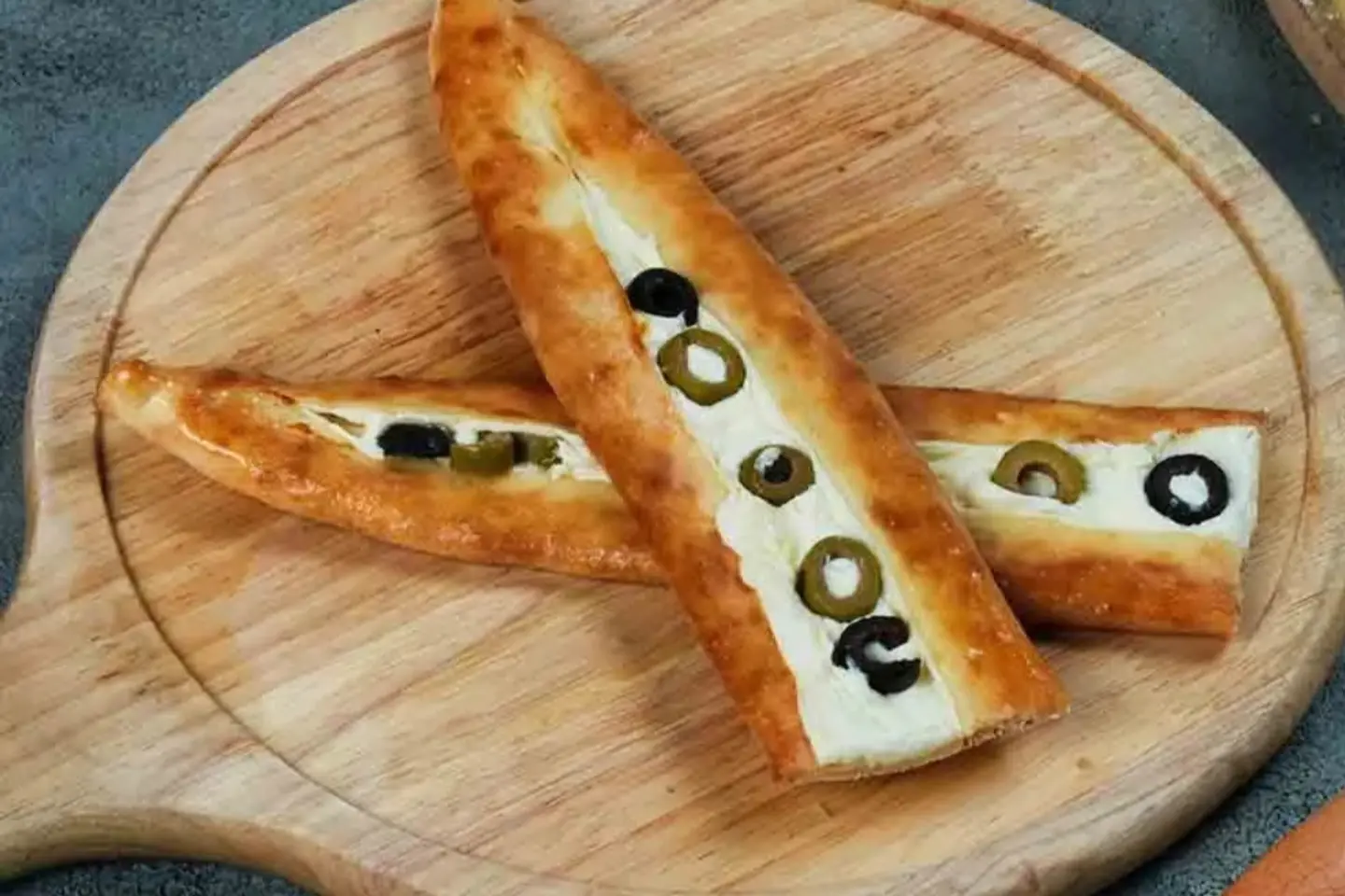 لبنه زيتون