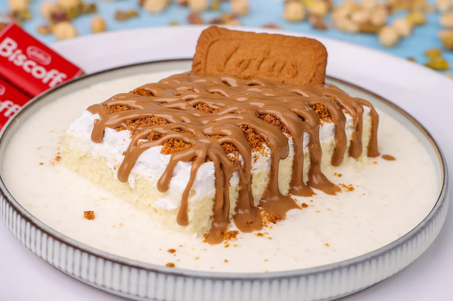 قشطوطة رز بلبن , لوتس