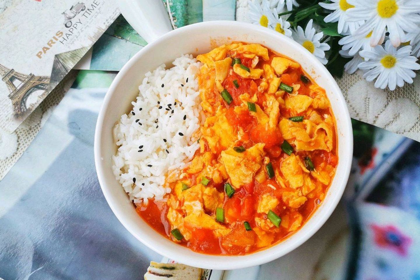 Scrambled Eggs With Tomatoes And Rice