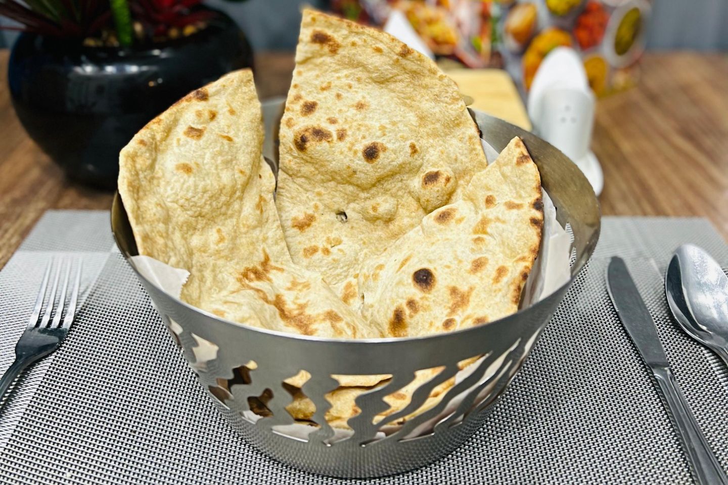 خبز روتي (سادة )