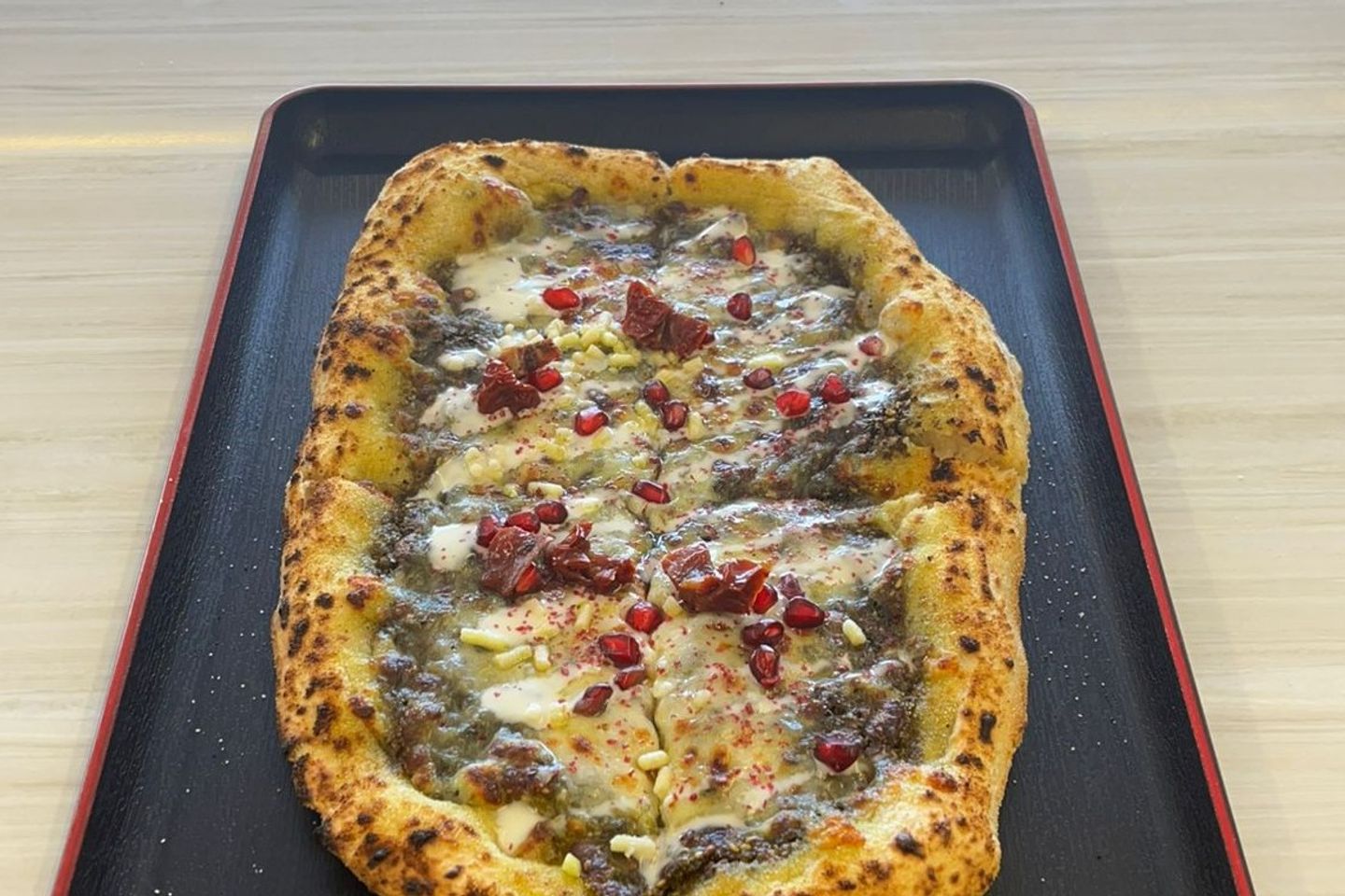 منقوشة زعتر جبنة