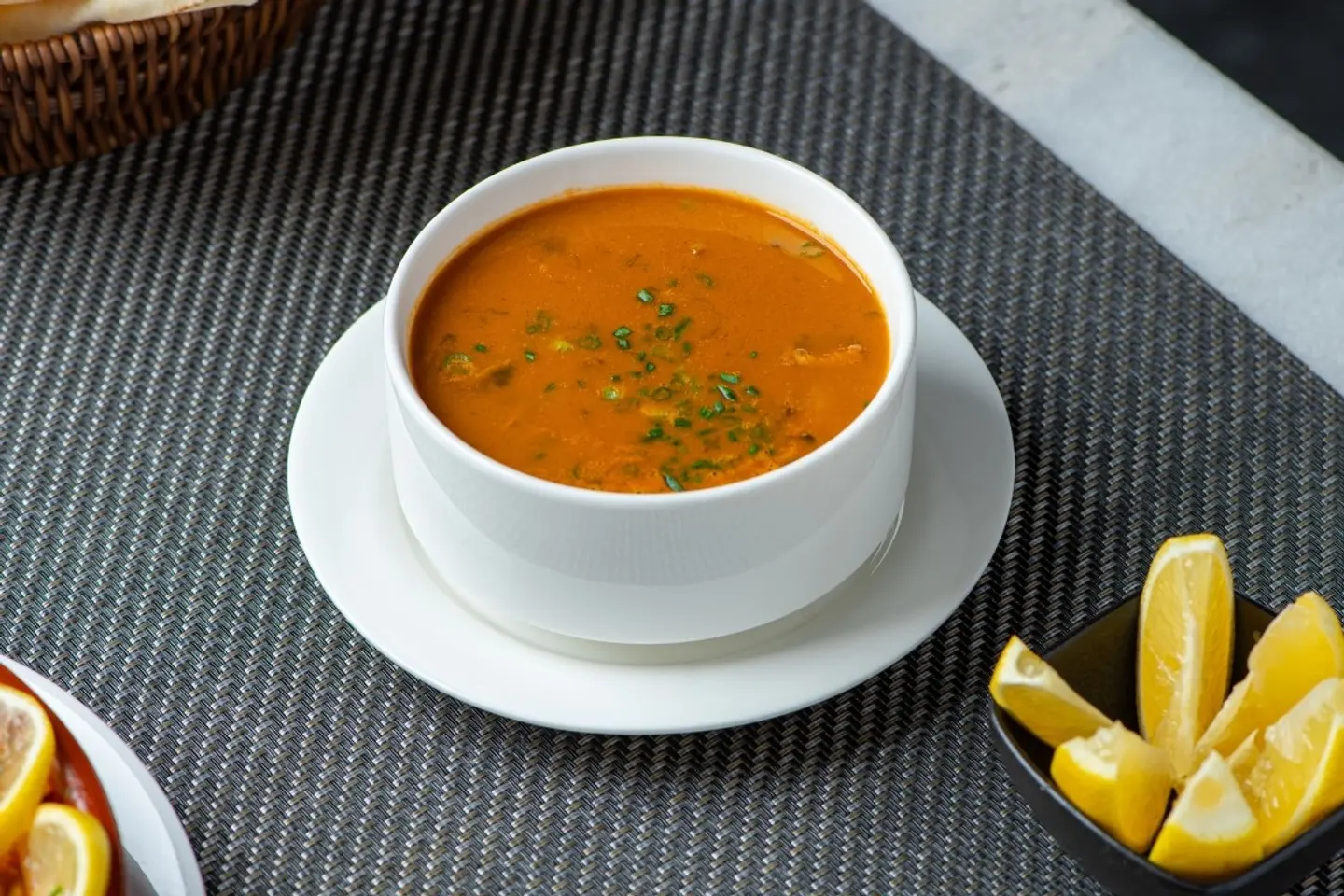 شوربة توم يوم
