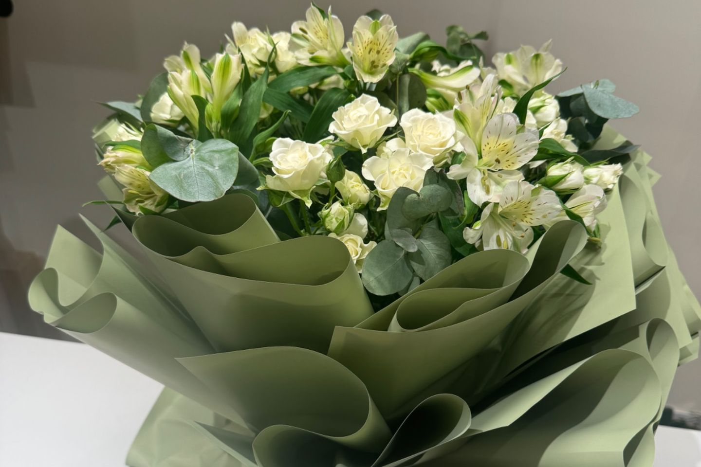 Natural Rose Bouquet