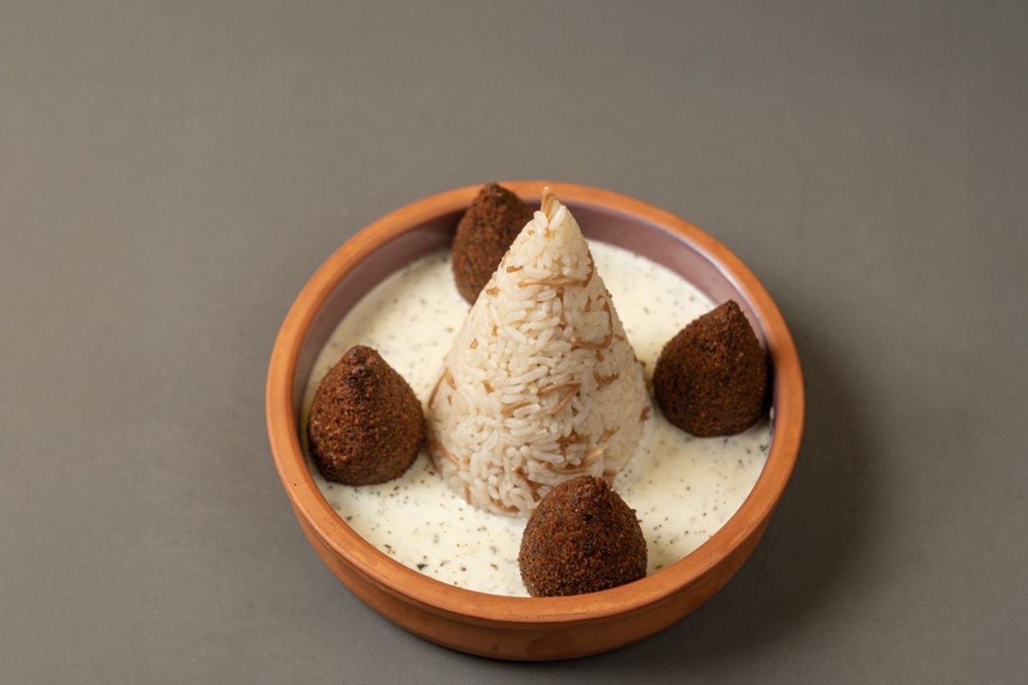 كبة لبنية مع رز ابيض