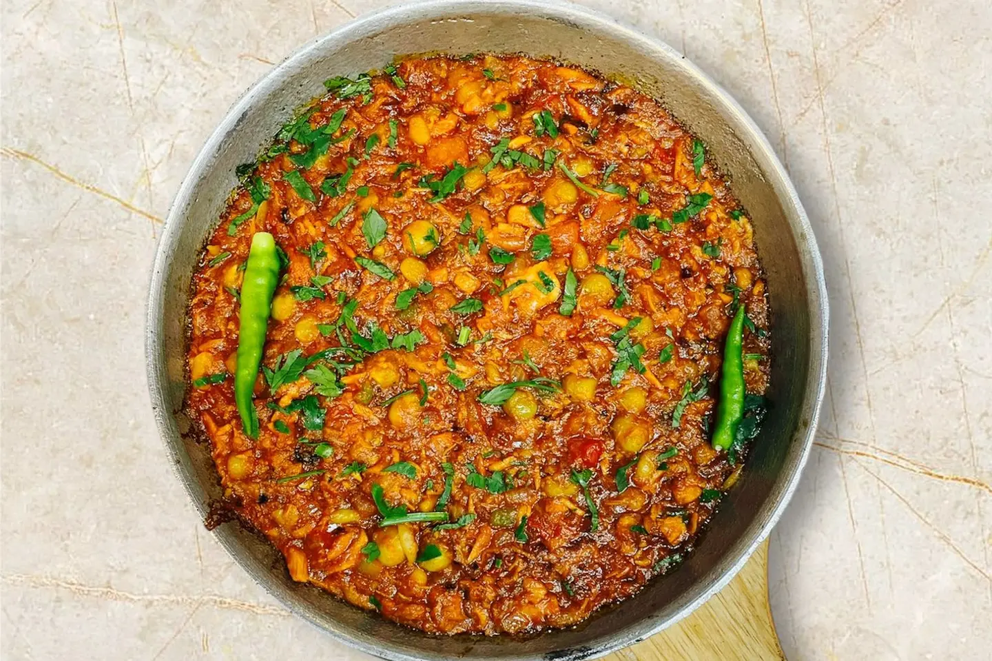 Peas With Tuna