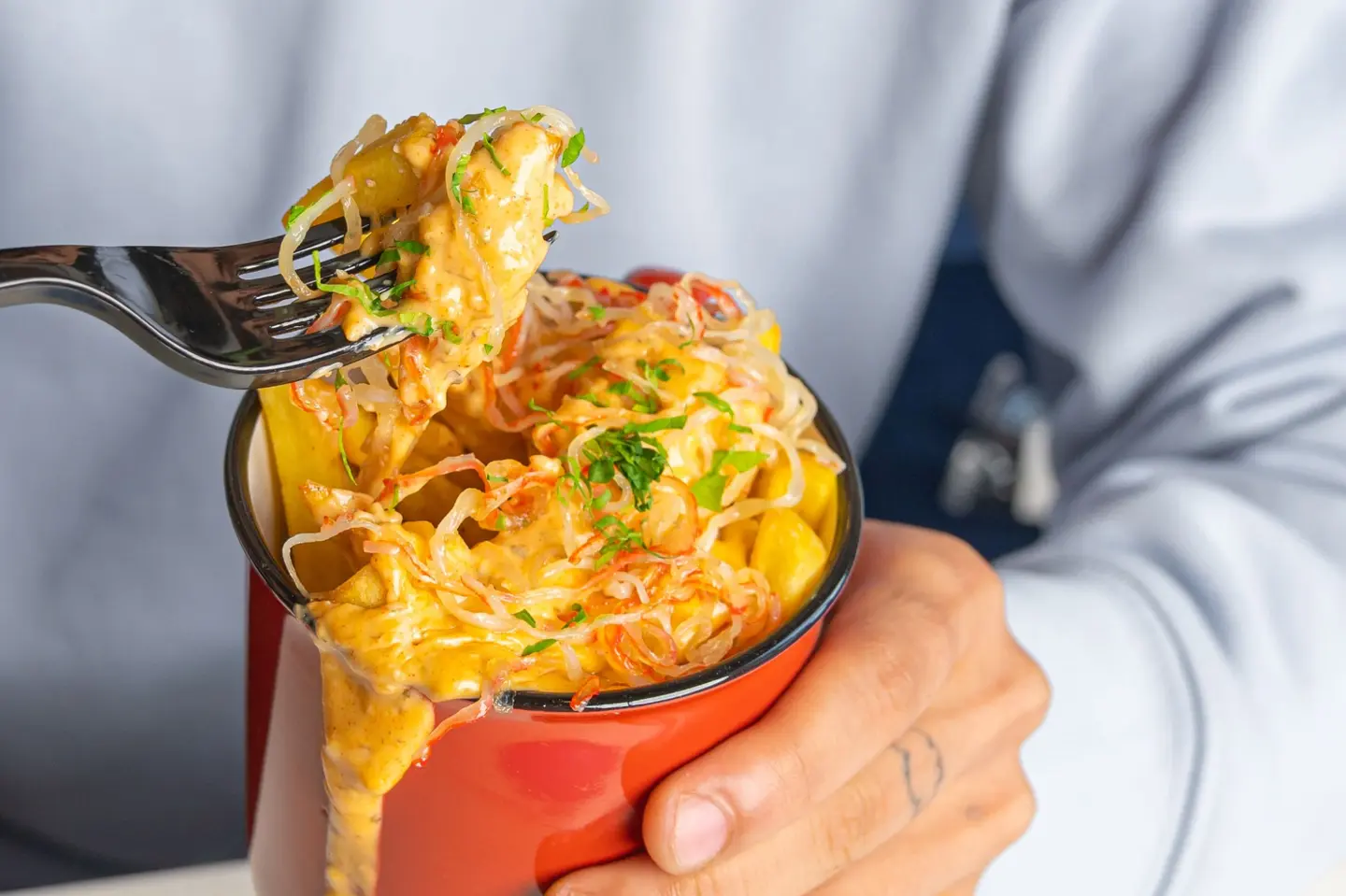 French Fries With Crab And Cheese Sauce