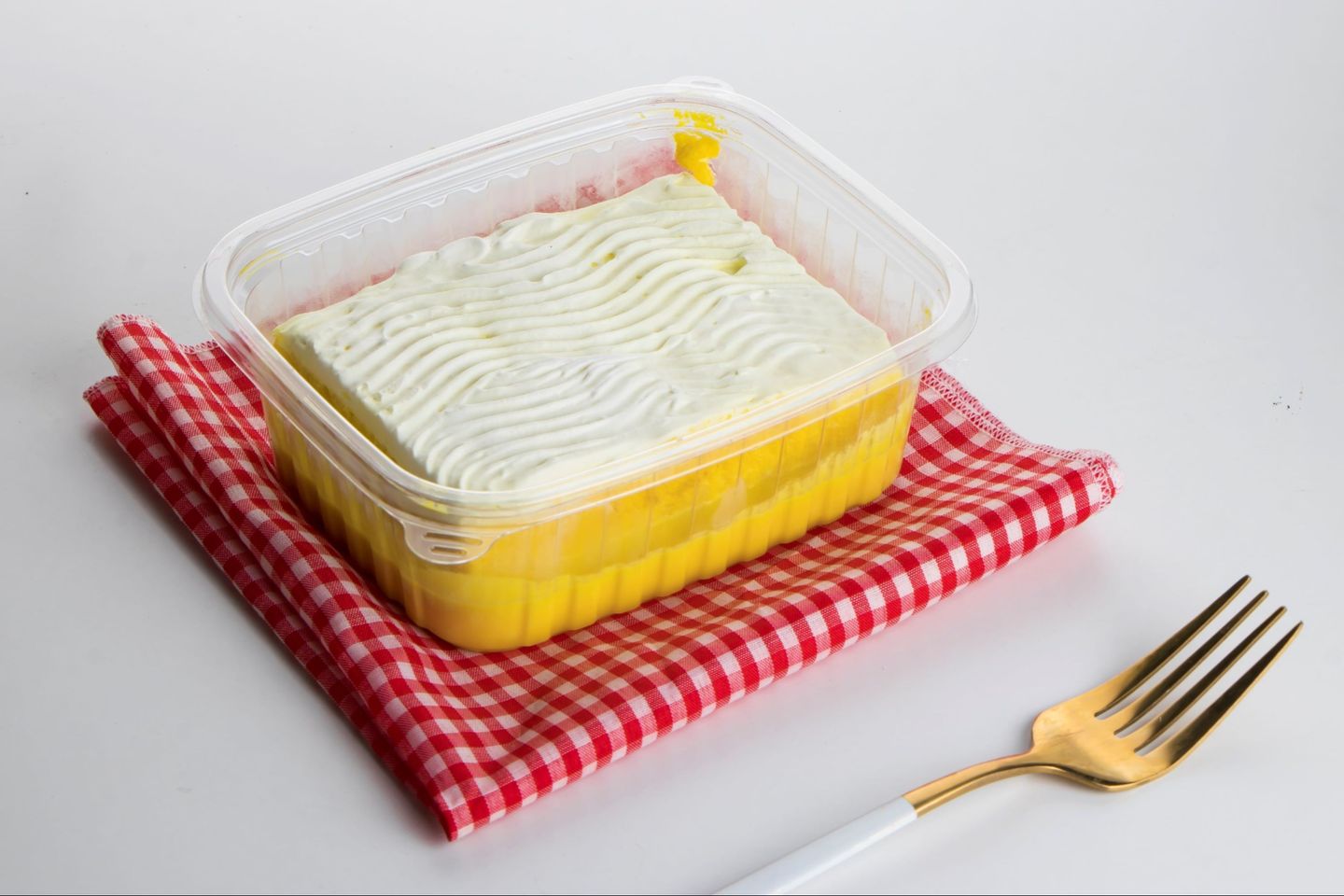Saffron Cake