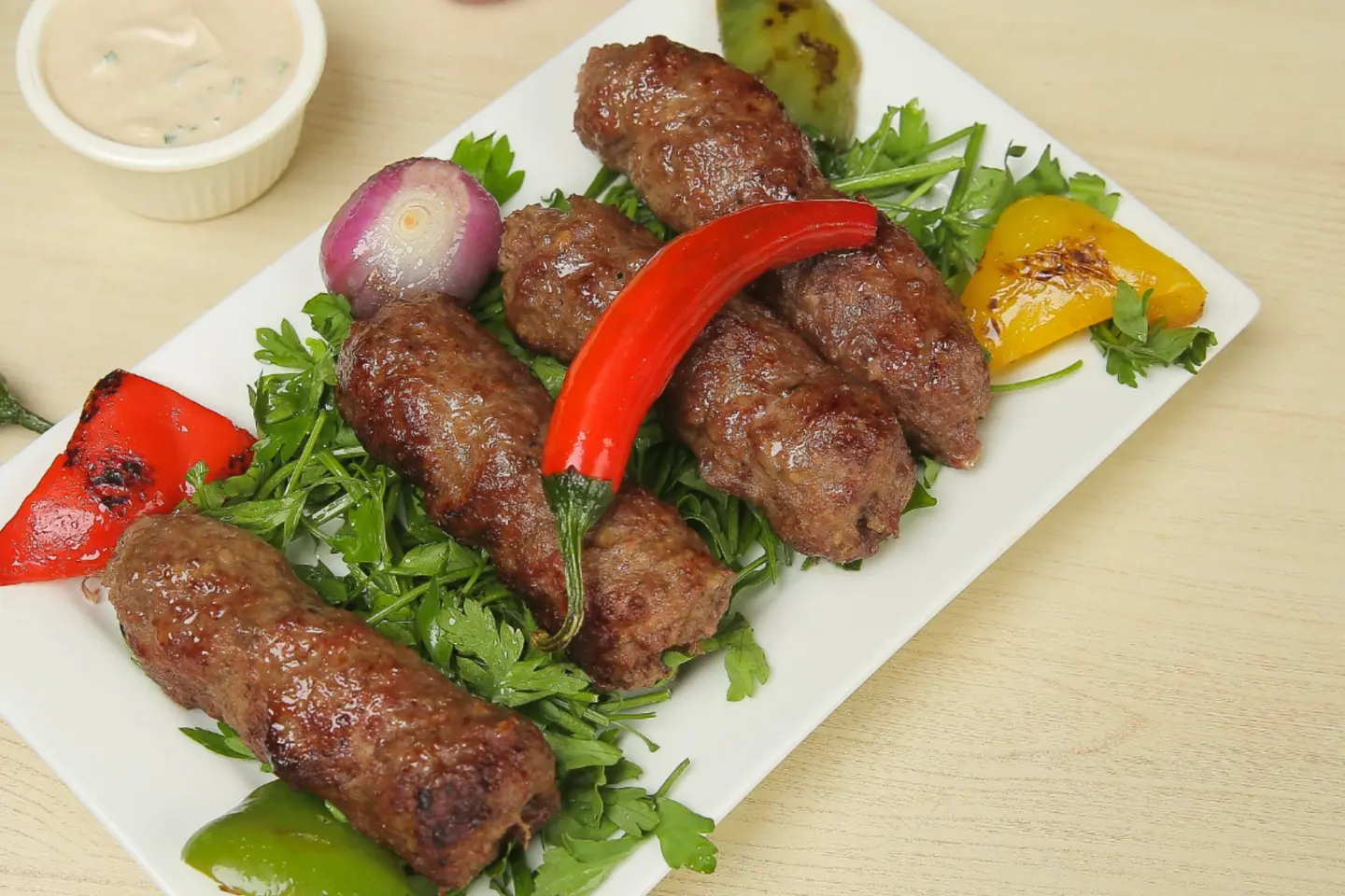 طبق كباب لحم
