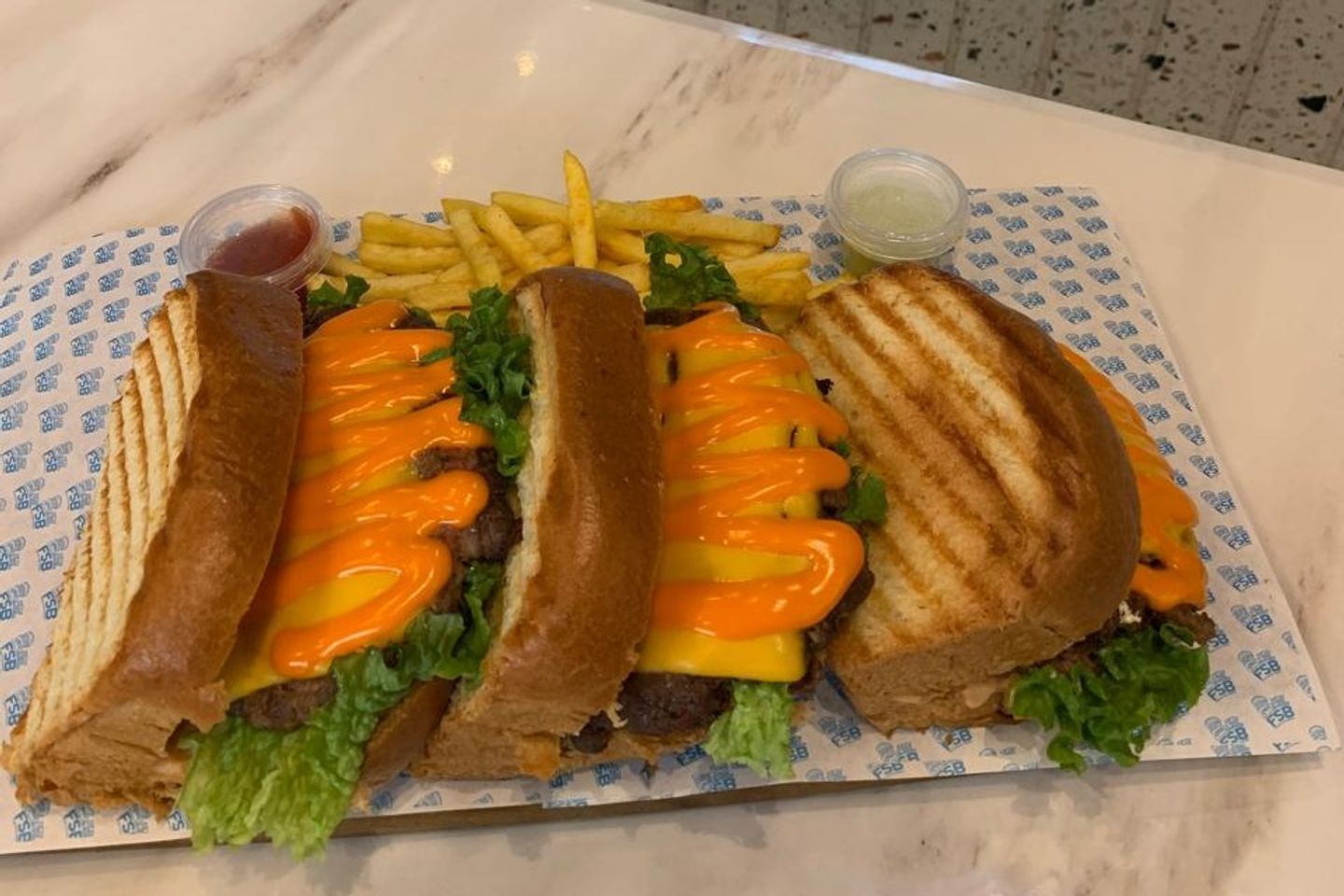 بريوش ثلاثي لحم