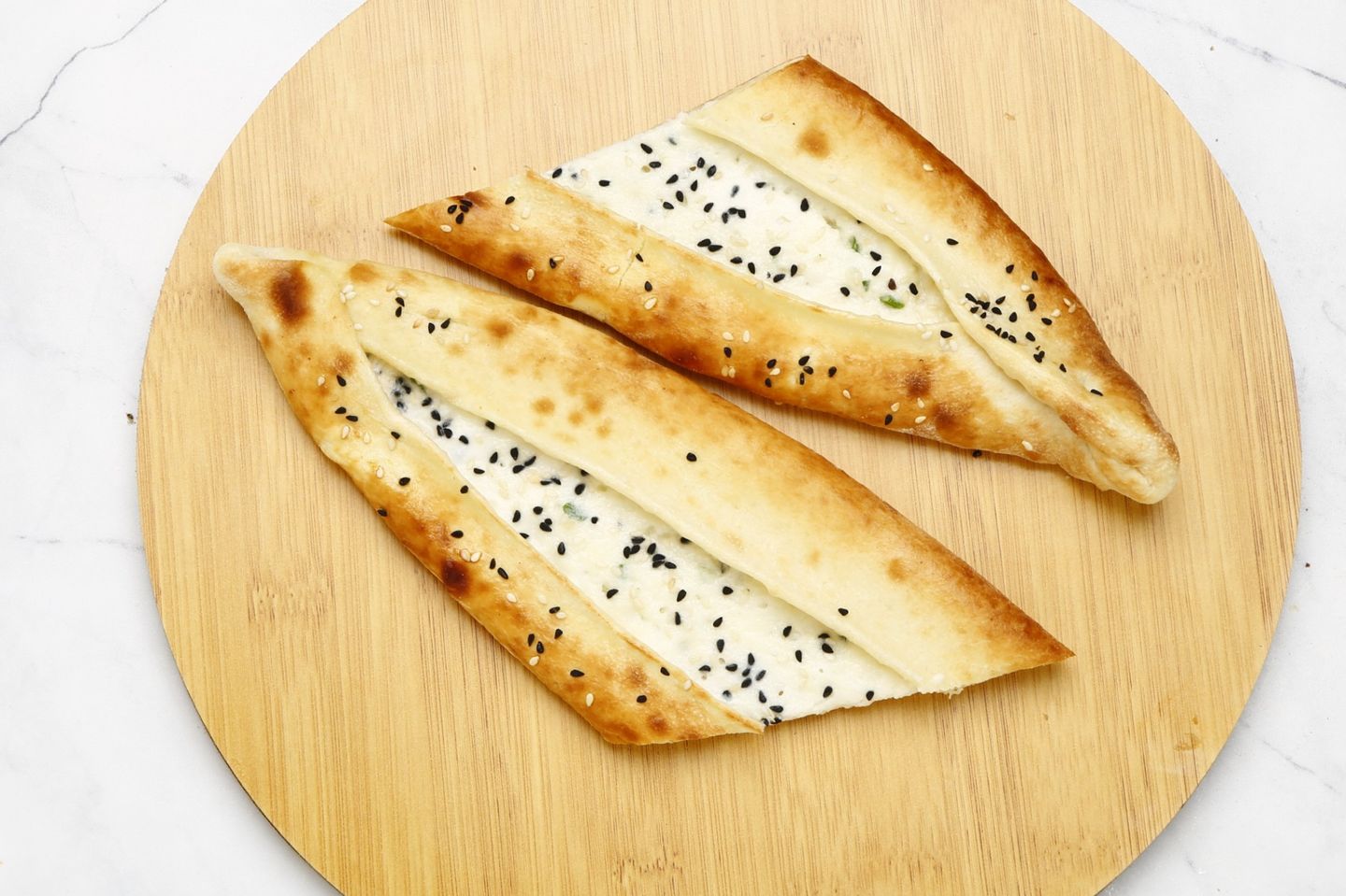 فطيرة جبن عكاوي