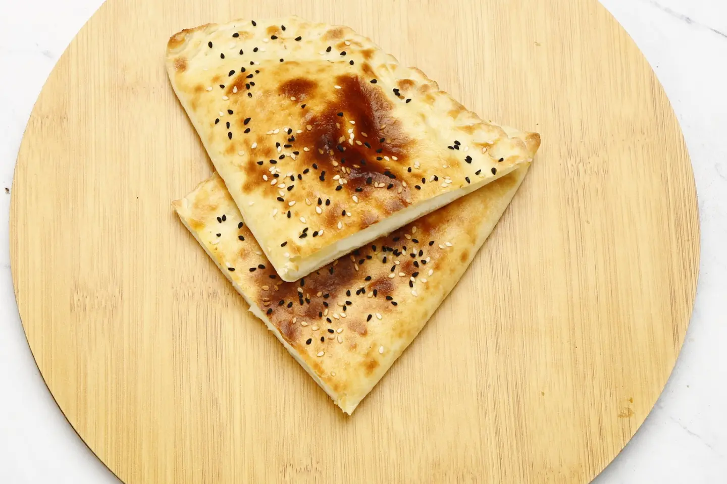 فطيرة جبن حلوم