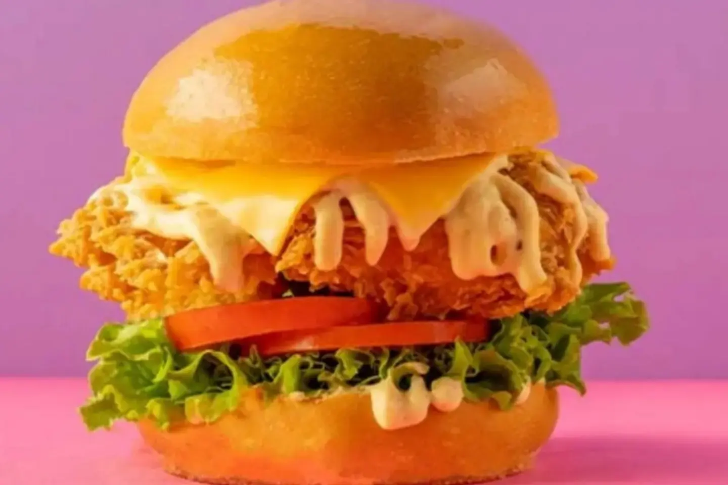 Zinger Burger With Cheese And Egg