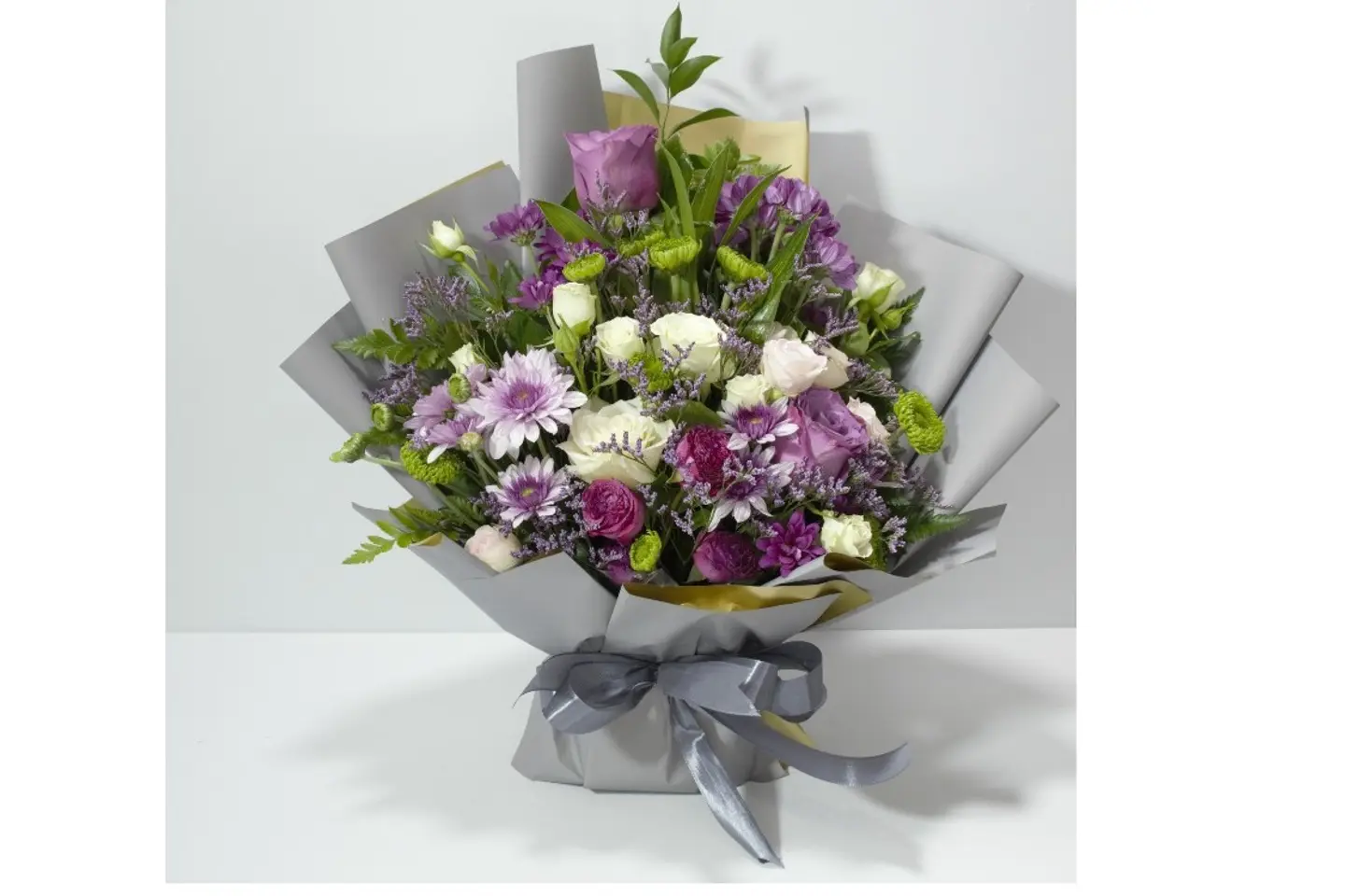 Base Bouquet Ith Multiple Flowers