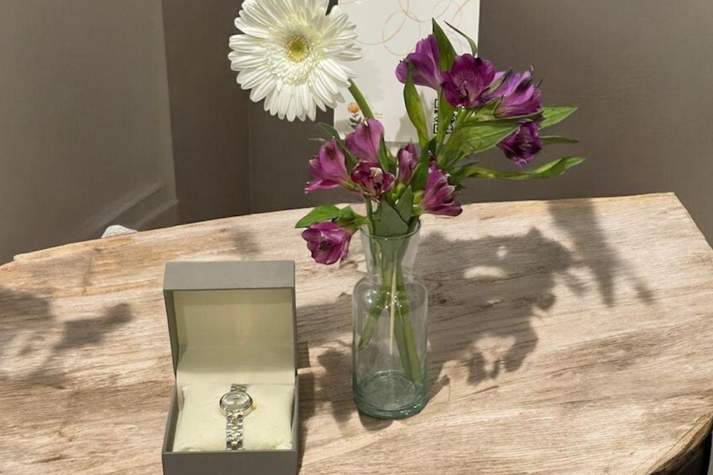 Mini Vase With Clock28