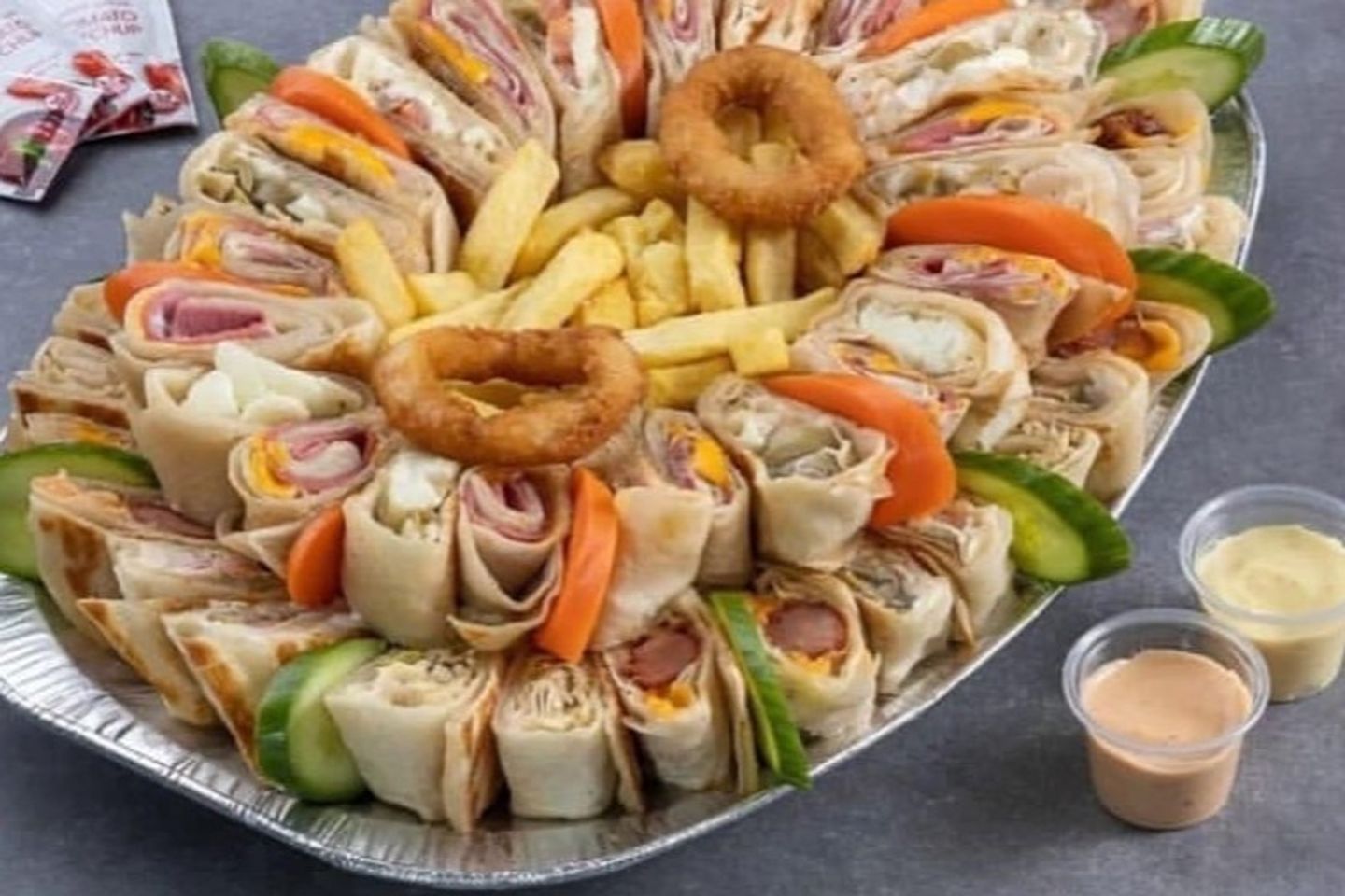 شاميات مرتديلا - صغير