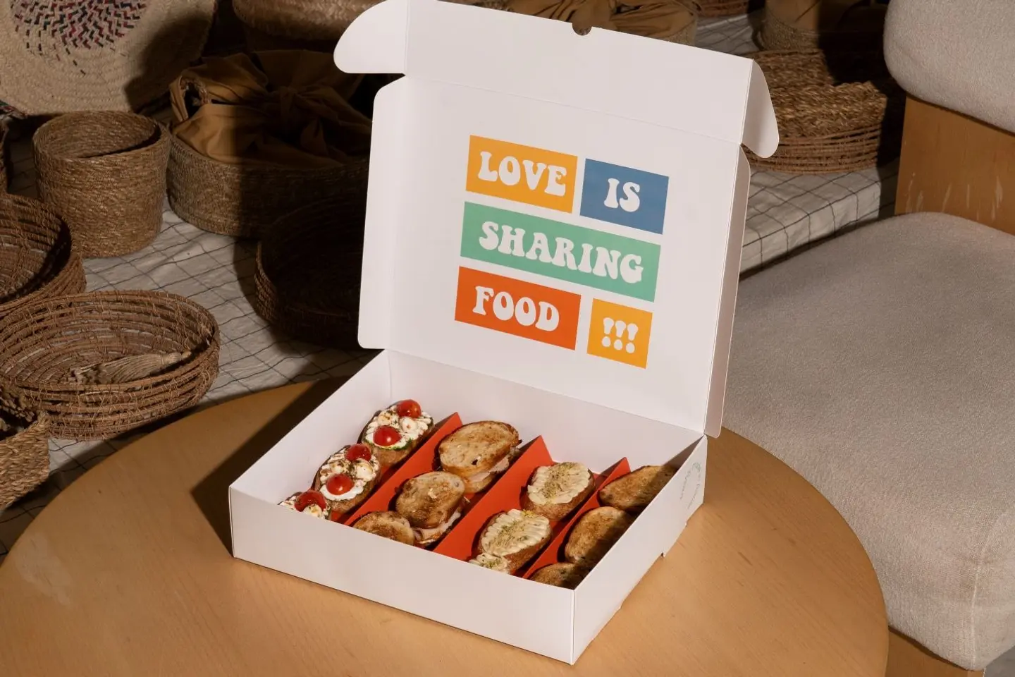 Mini Sandwich Gathering Box