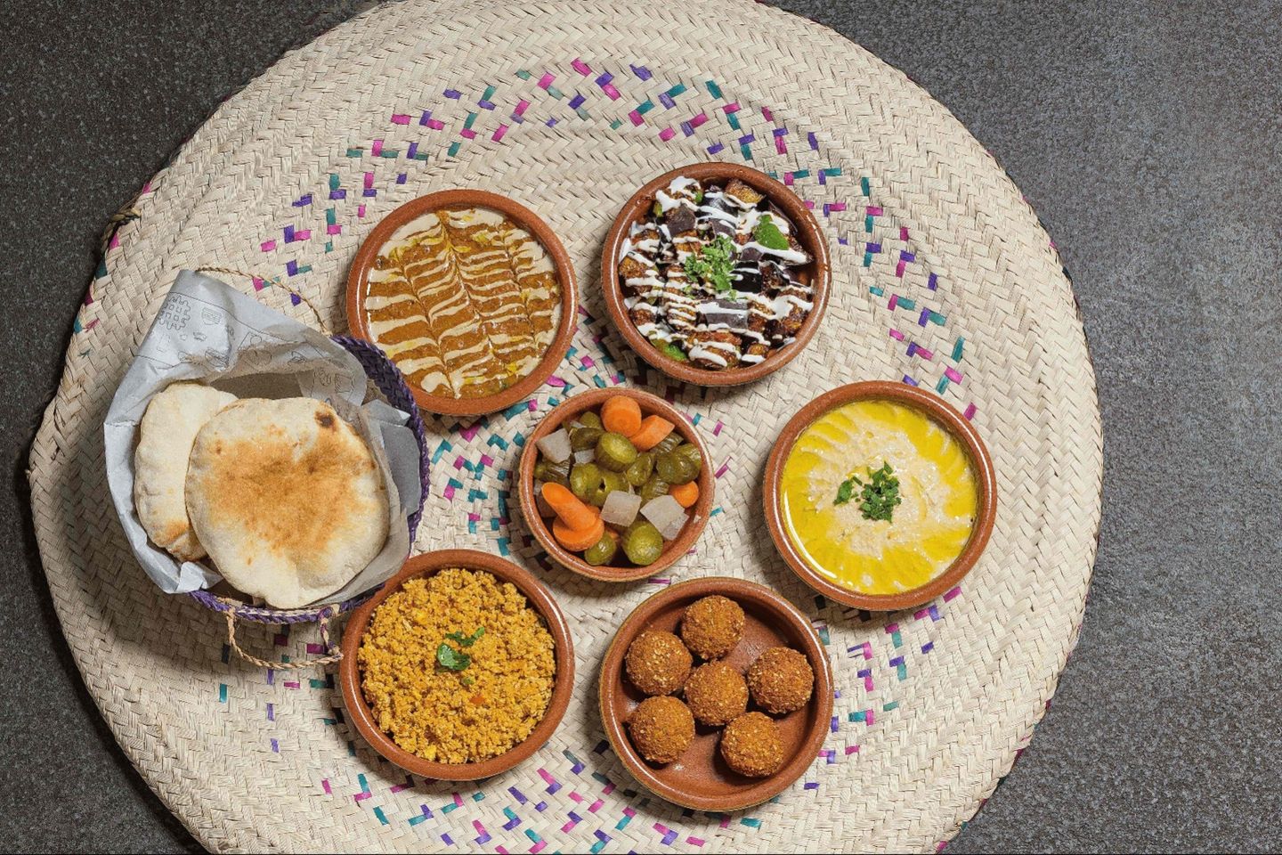 طبق اقبال