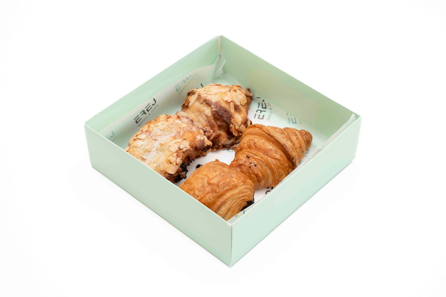 Croissant Box, Mix 4 Pieces