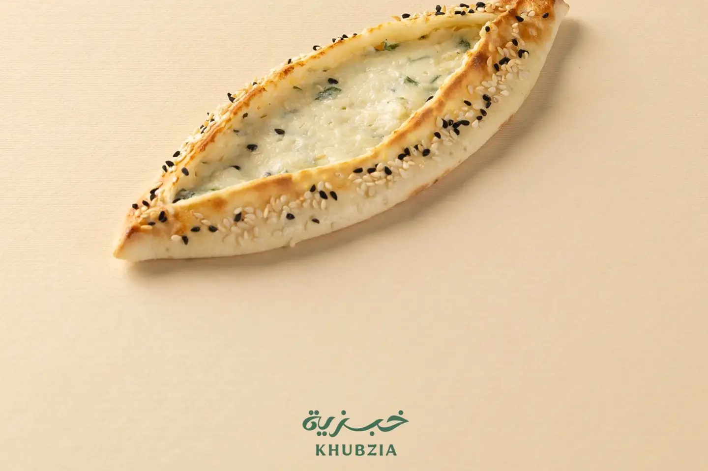 قارب عكاوي
