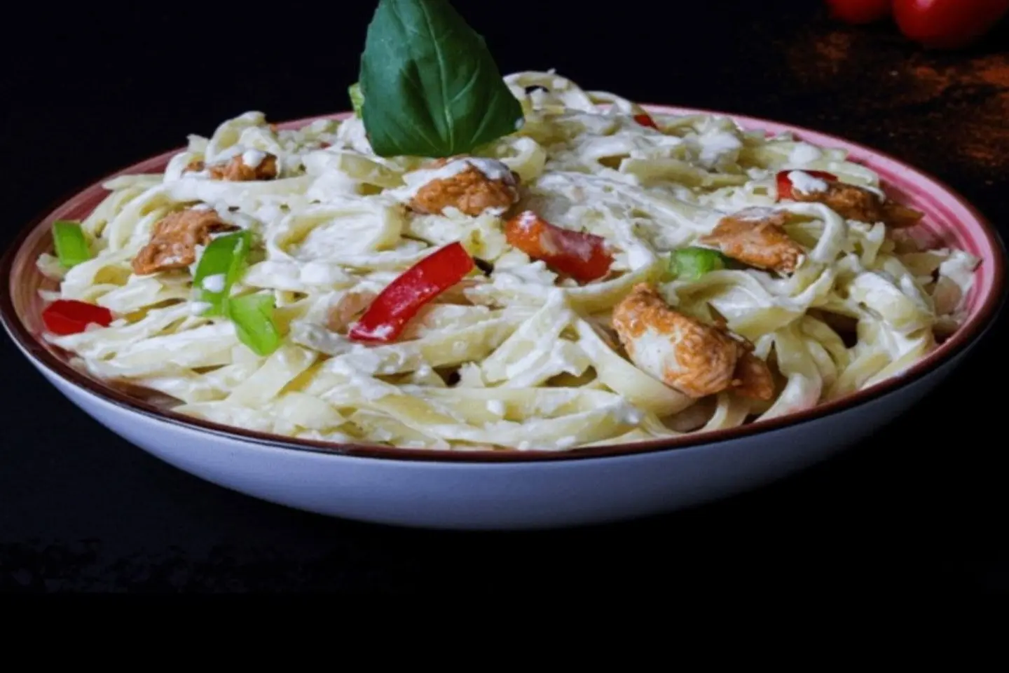 فوتشيني بيضاء دجاج