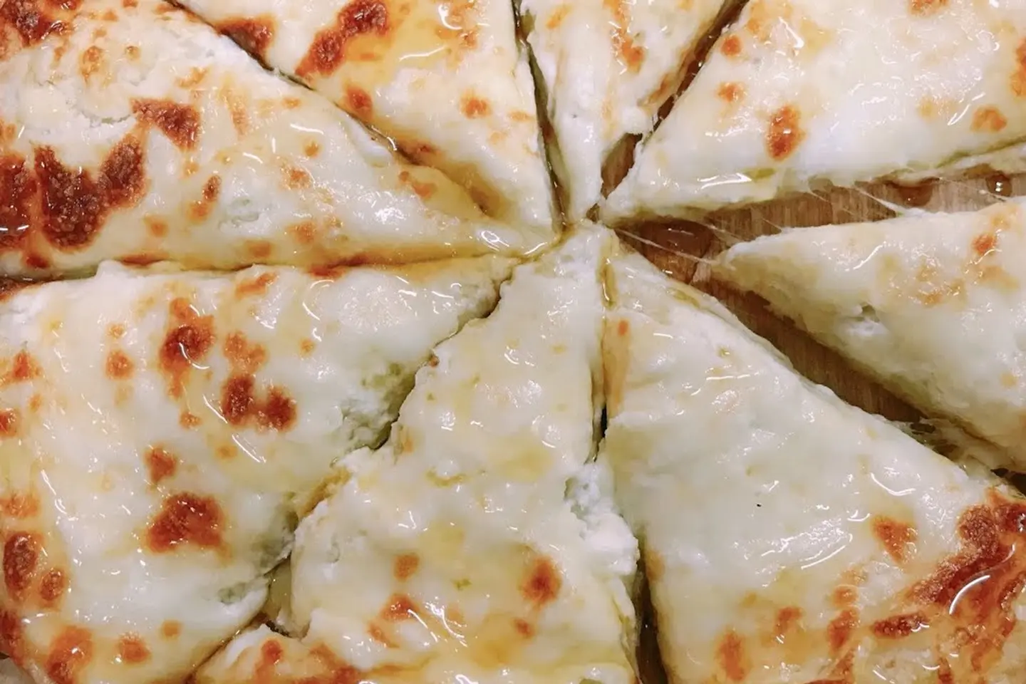 Eash Alblbl With Honey