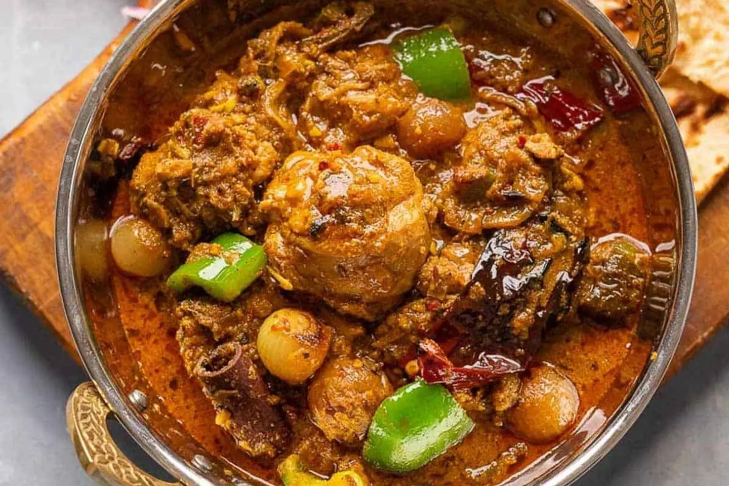 دجاج كاداي ماسالا