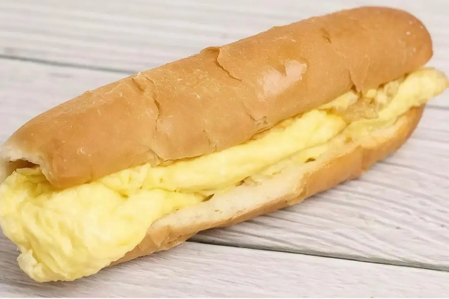 ساندويتش بيض مقلي