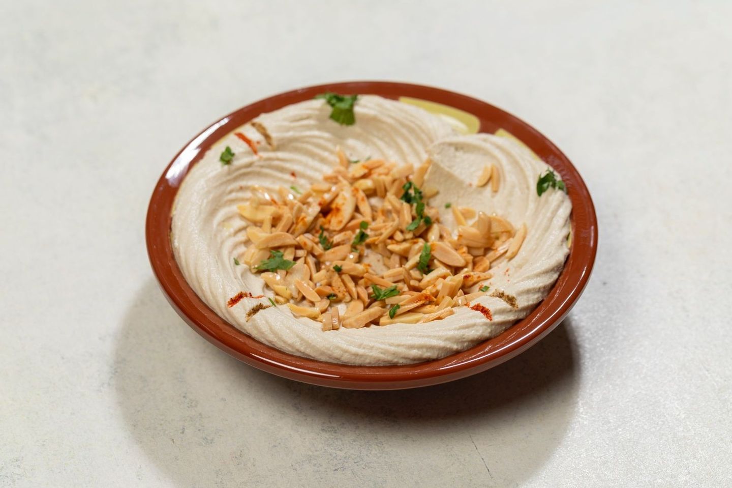 حمص باللوز