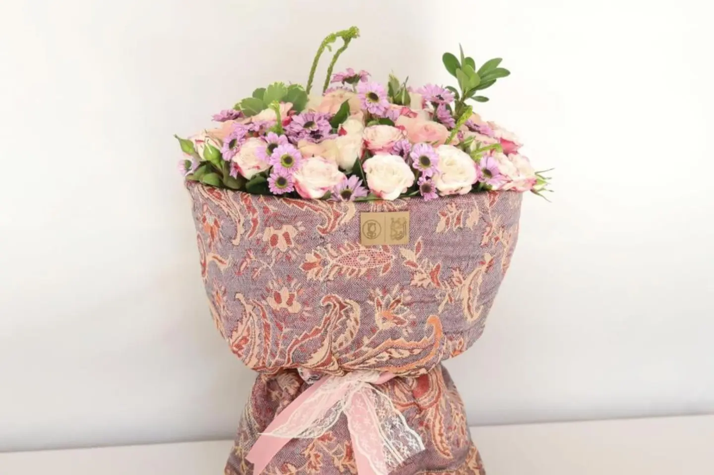 Kashmiri Mixed Rose Bouquet